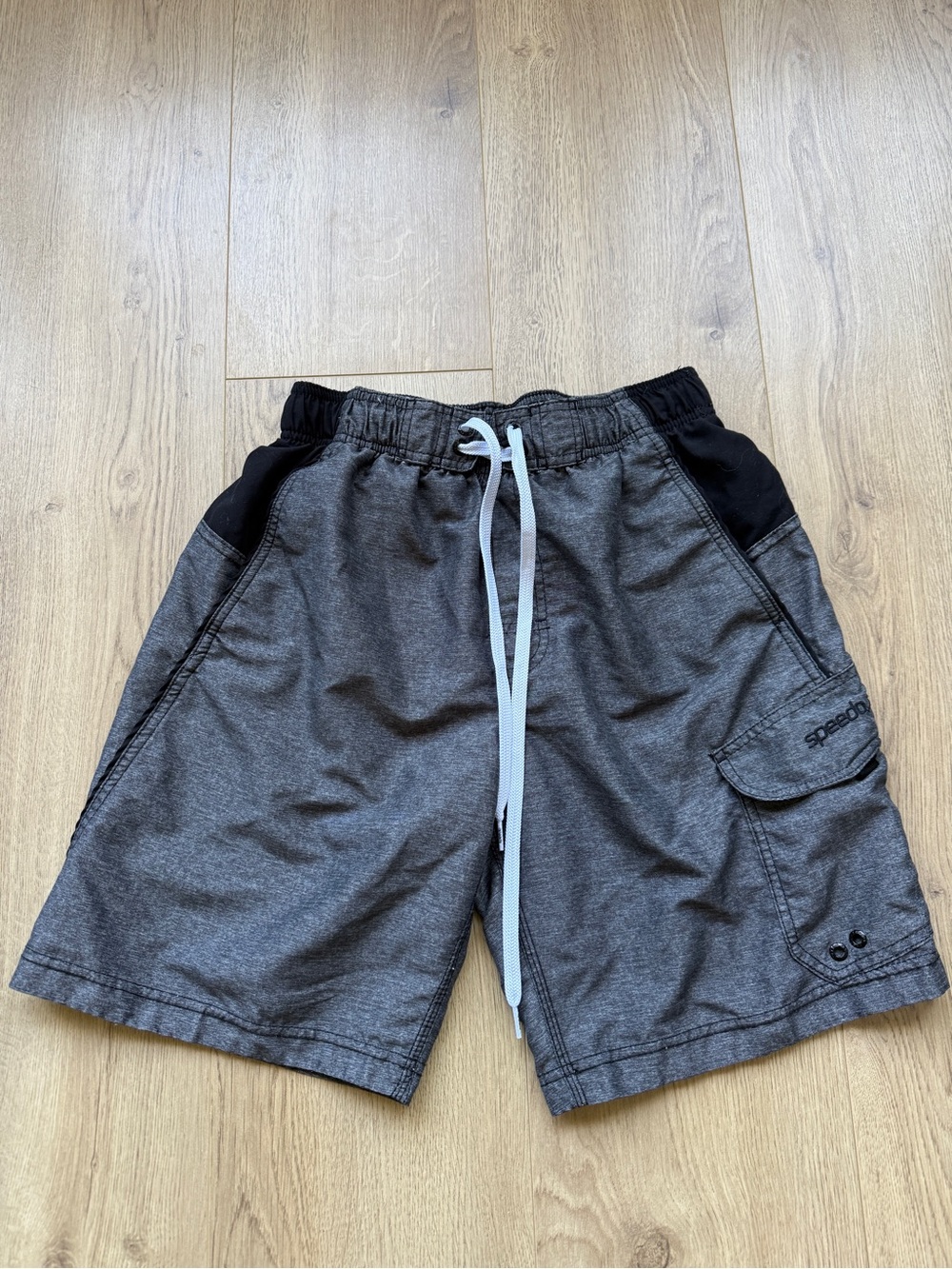 Speedo Men's Charcoal Gray Athletic Drawstring Shorts size S